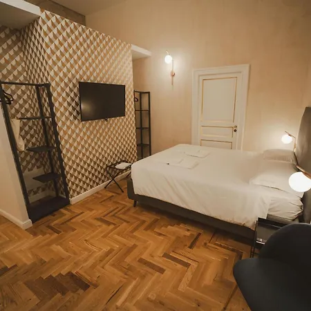 Librai Πανσιόν