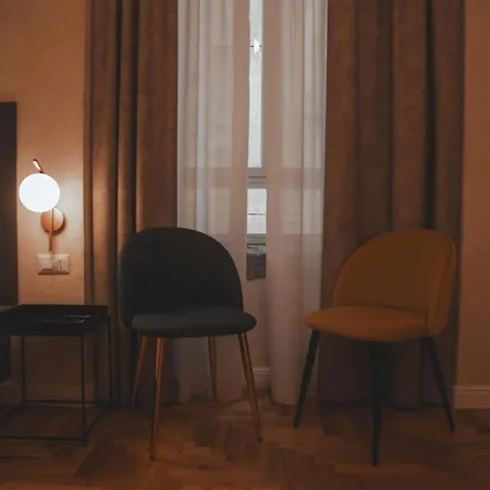 Librai 3* Νάπολη